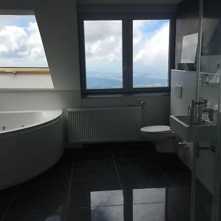 Berghaus Hochblauen 3*