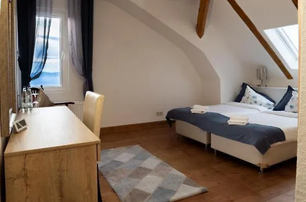 Berghaus Hochblauen 호텔