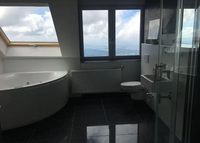 Berghaus Hochblauen 3*